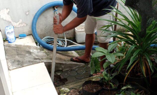 Apa Resiko Tidak Rutin Sedot WC